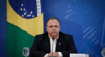 FAB omite destino de 132 caixas e 5 mil comprimidos de cloroquina